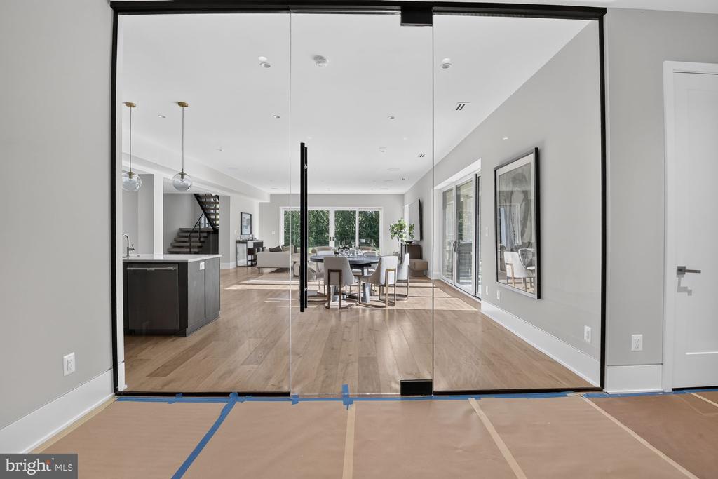 1306 BALLANTRAE COURT