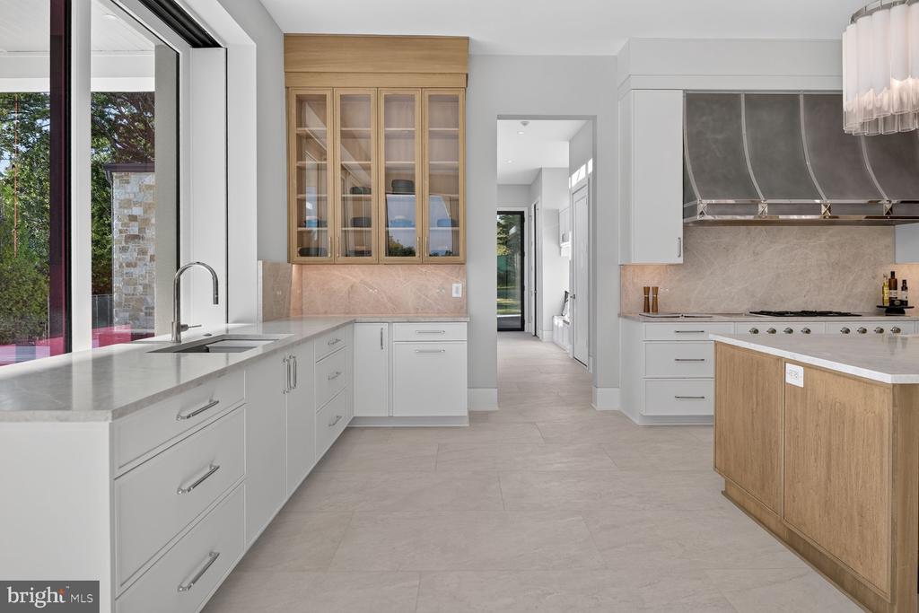 1306 BALLANTRAE COURT