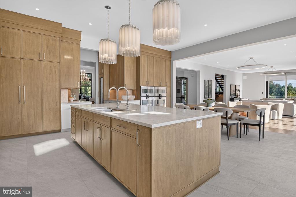 1306 BALLANTRAE COURT