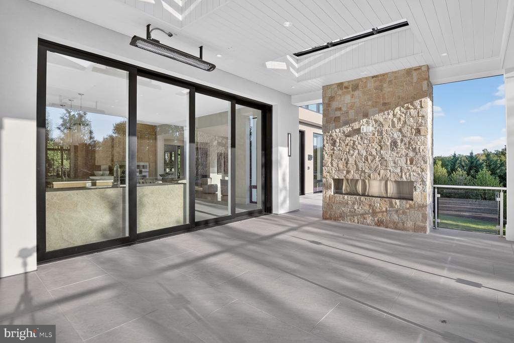 1306 BALLANTRAE COURT