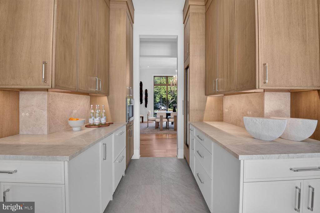 1306 BALLANTRAE COURT