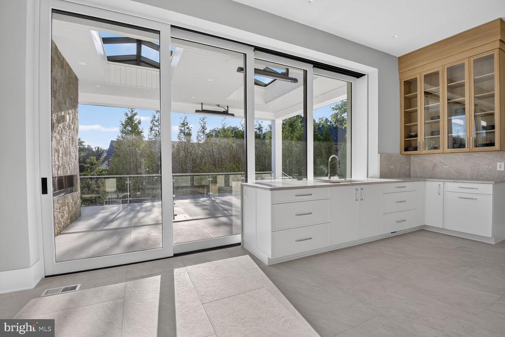 1306 BALLANTRAE COURT