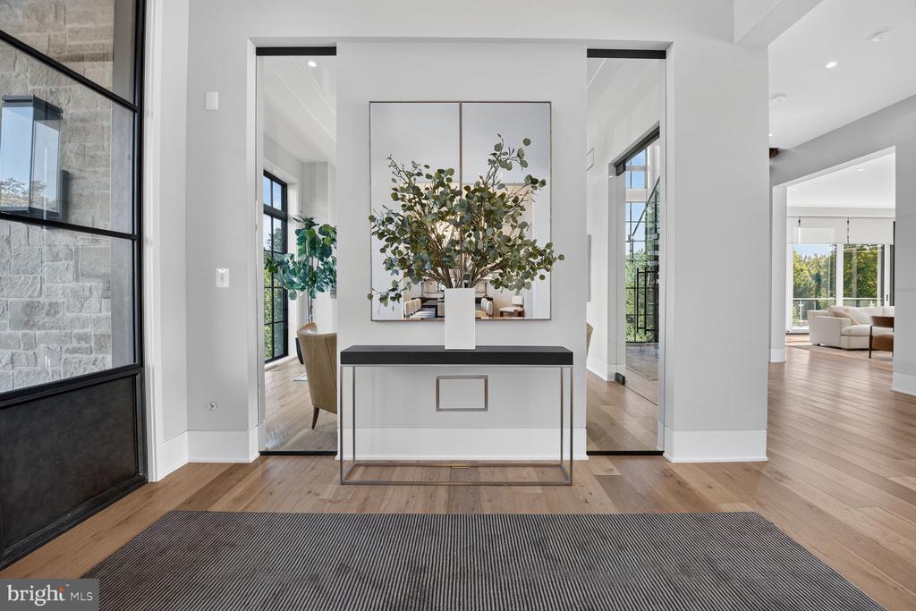 1306 BALLANTRAE COURT