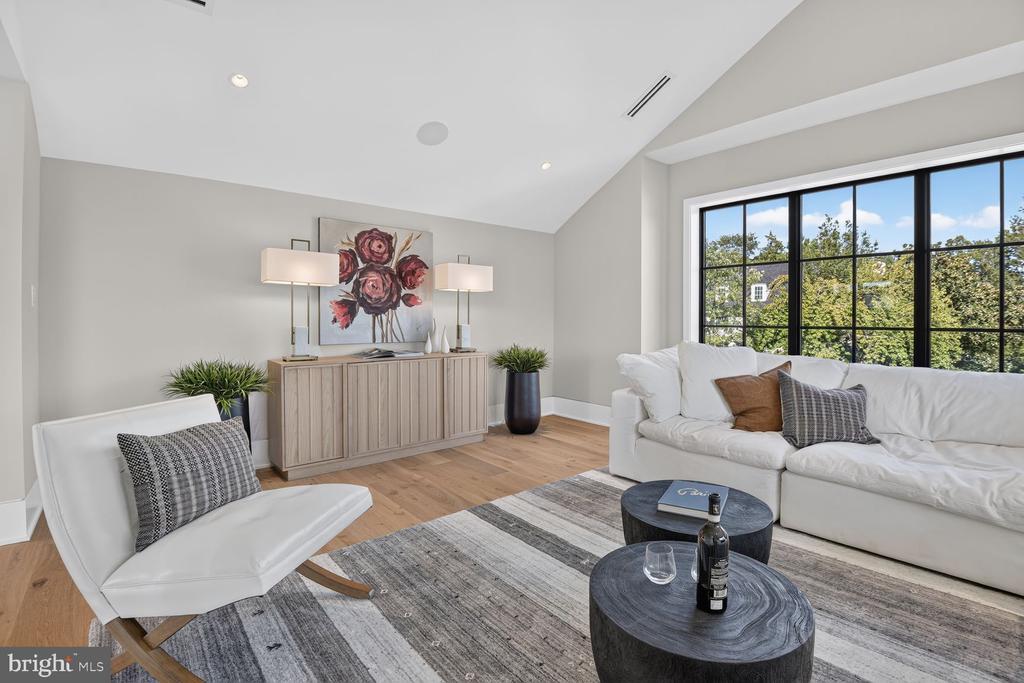 1306 BALLANTRAE COURT