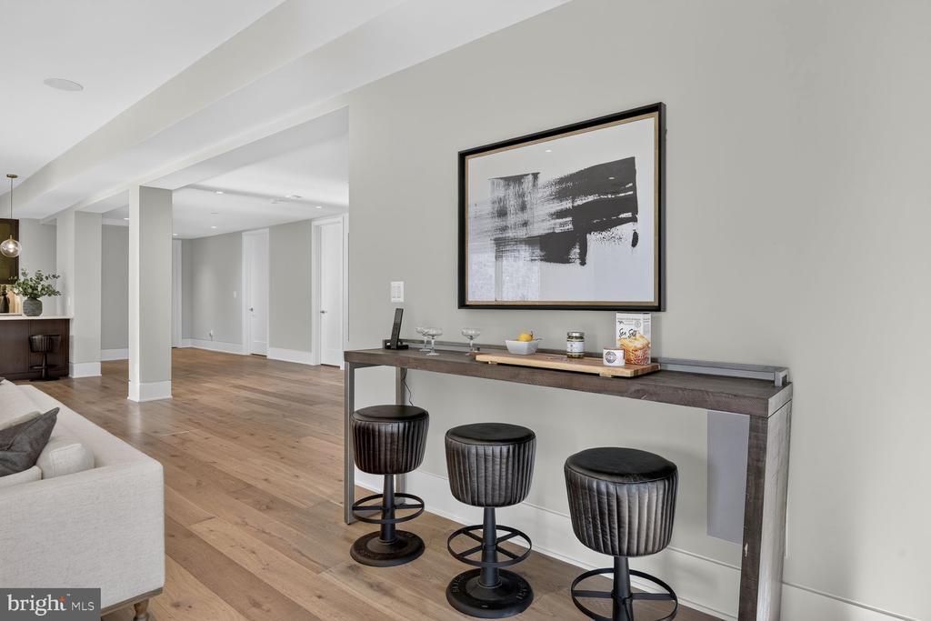 1306 BALLANTRAE COURT