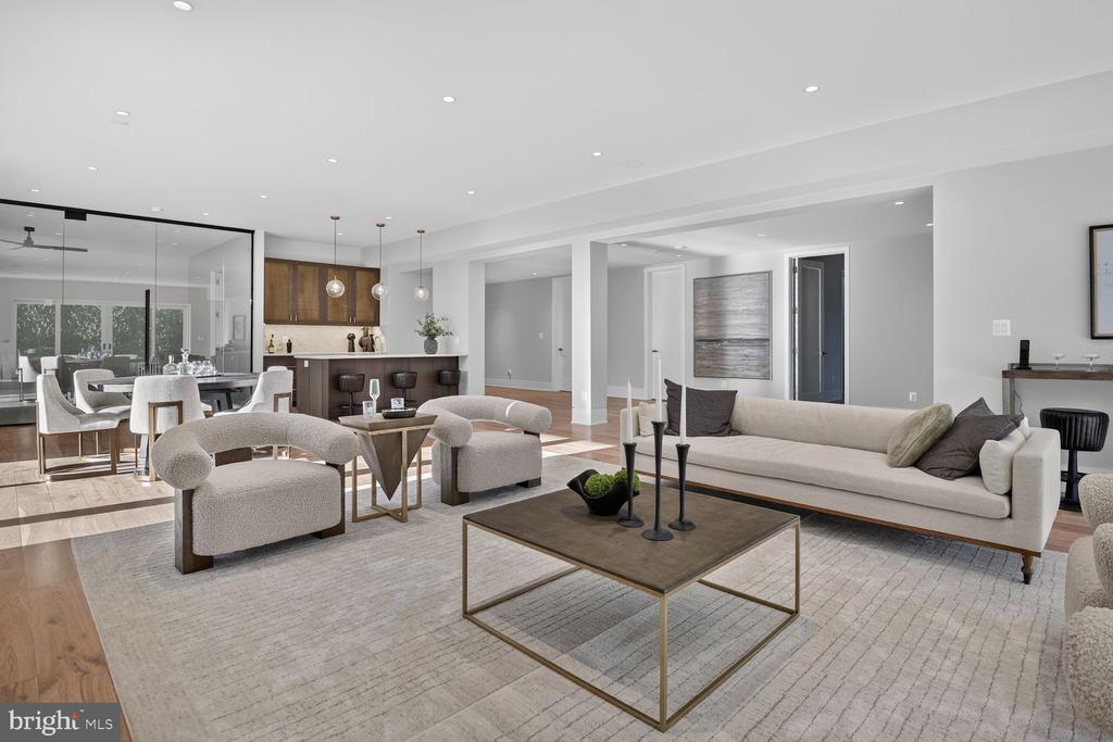 1306 BALLANTRAE COURT