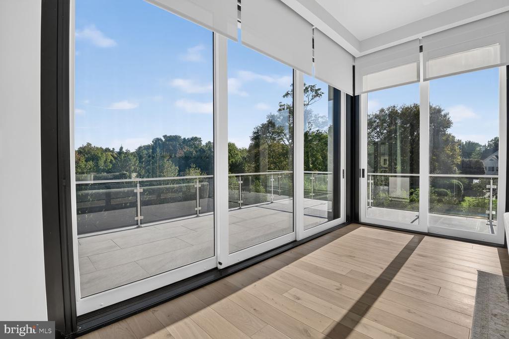 1306 BALLANTRAE COURT