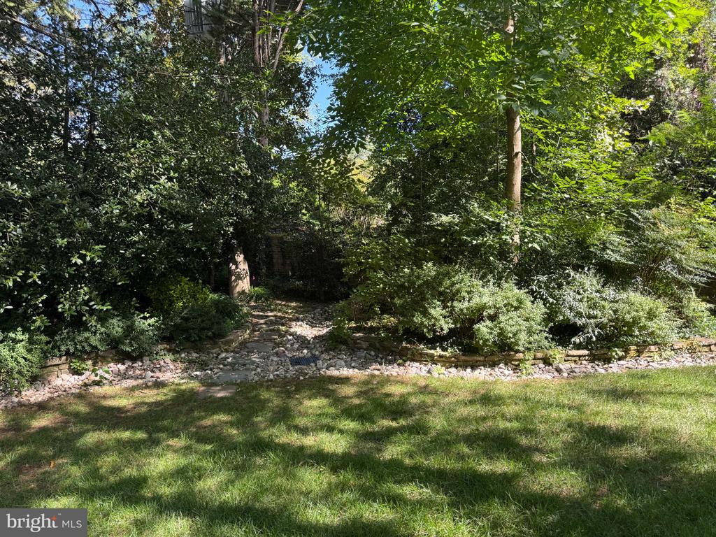 1900 ANCILLA COURT