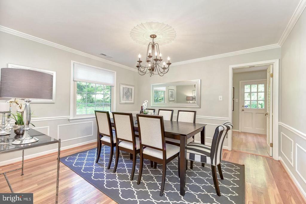 7326 OLD DOMINION DRIVE