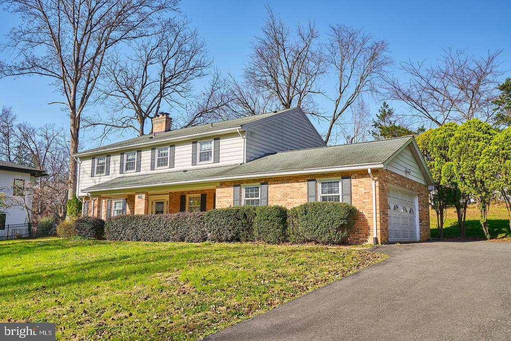 7326 OLD DOMINION DRIVE