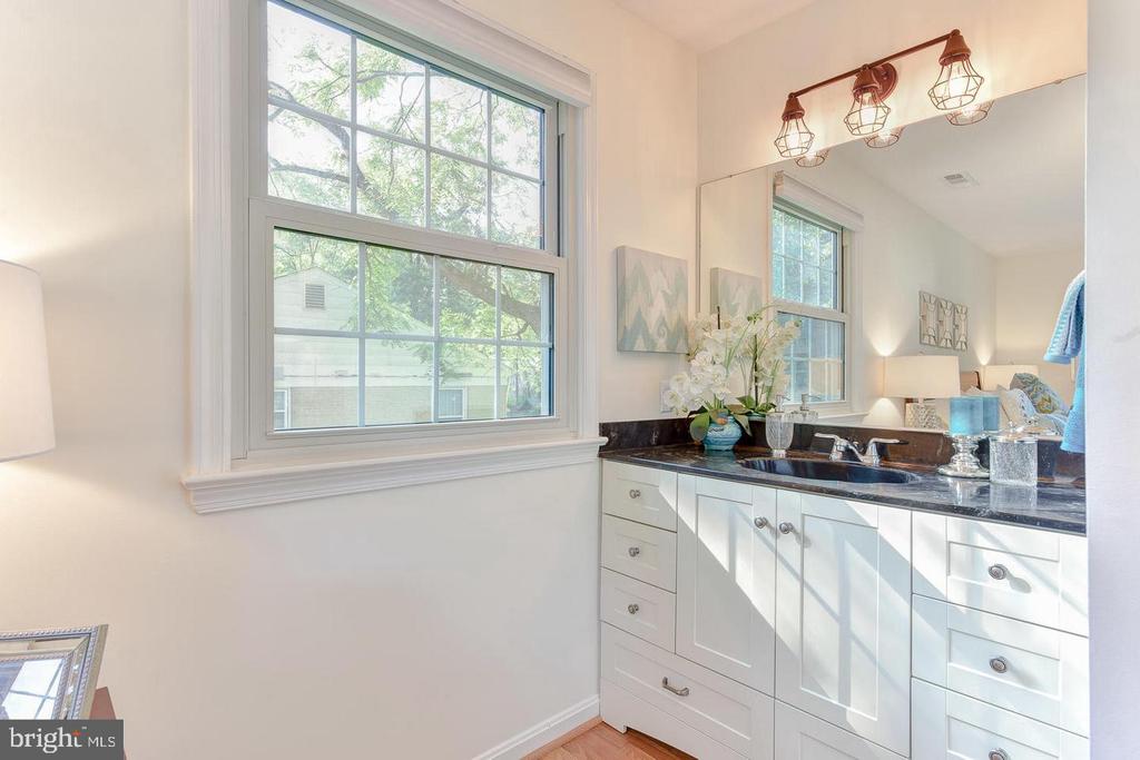 7326 OLD DOMINION DRIVE