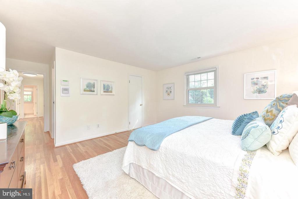 7326 OLD DOMINION DRIVE