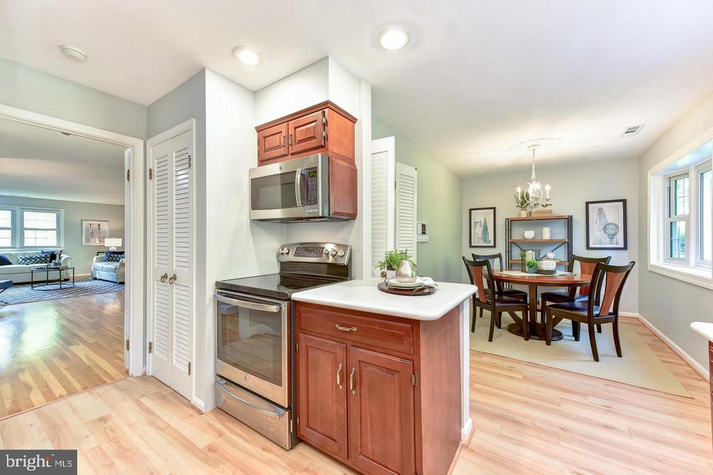 7326 OLD DOMINION DRIVE