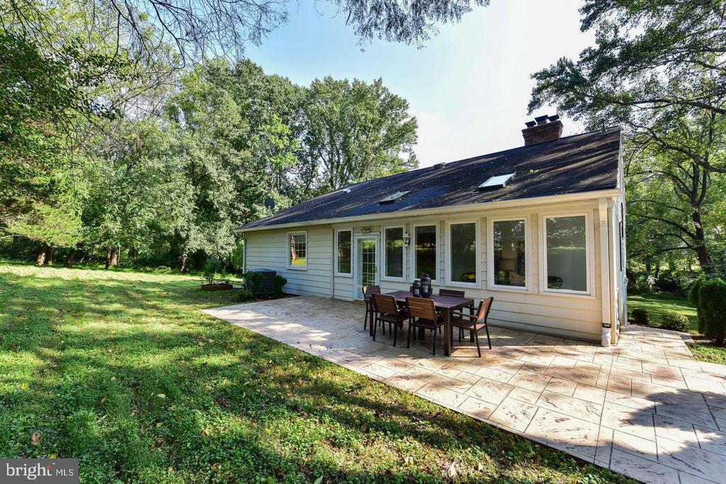 7326 OLD DOMINION DRIVE
