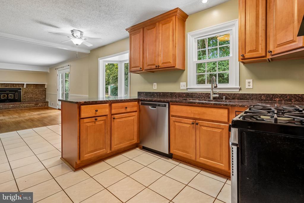 9612 WHITECEDAR COURT