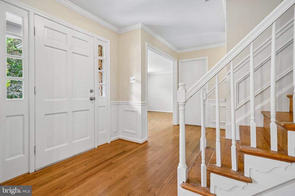 9612 WHITECEDAR COURT