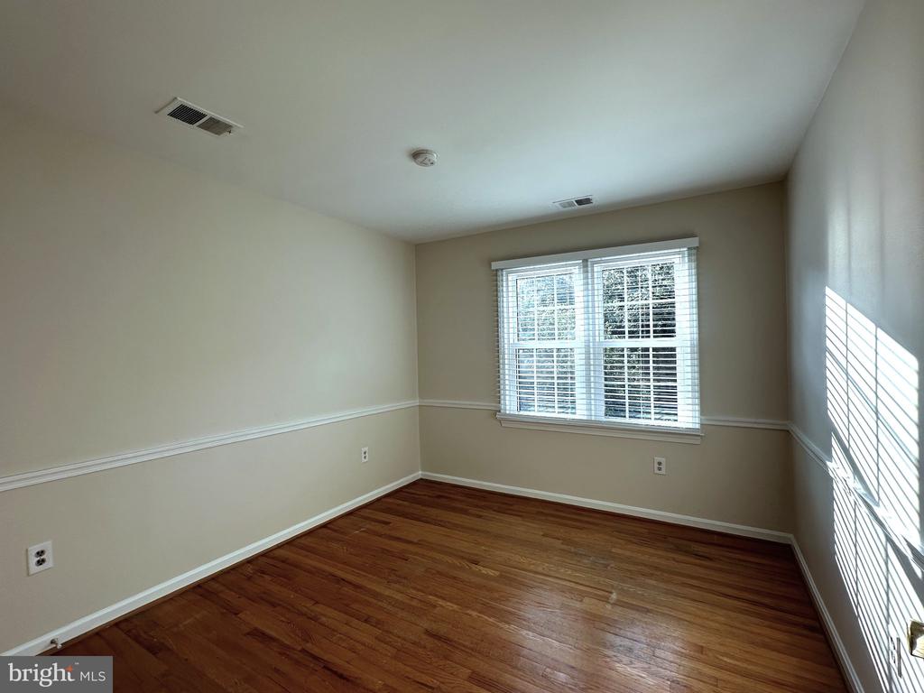 9612 WHITECEDAR COURT