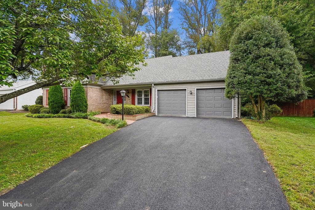 9612 WHITECEDAR COURT