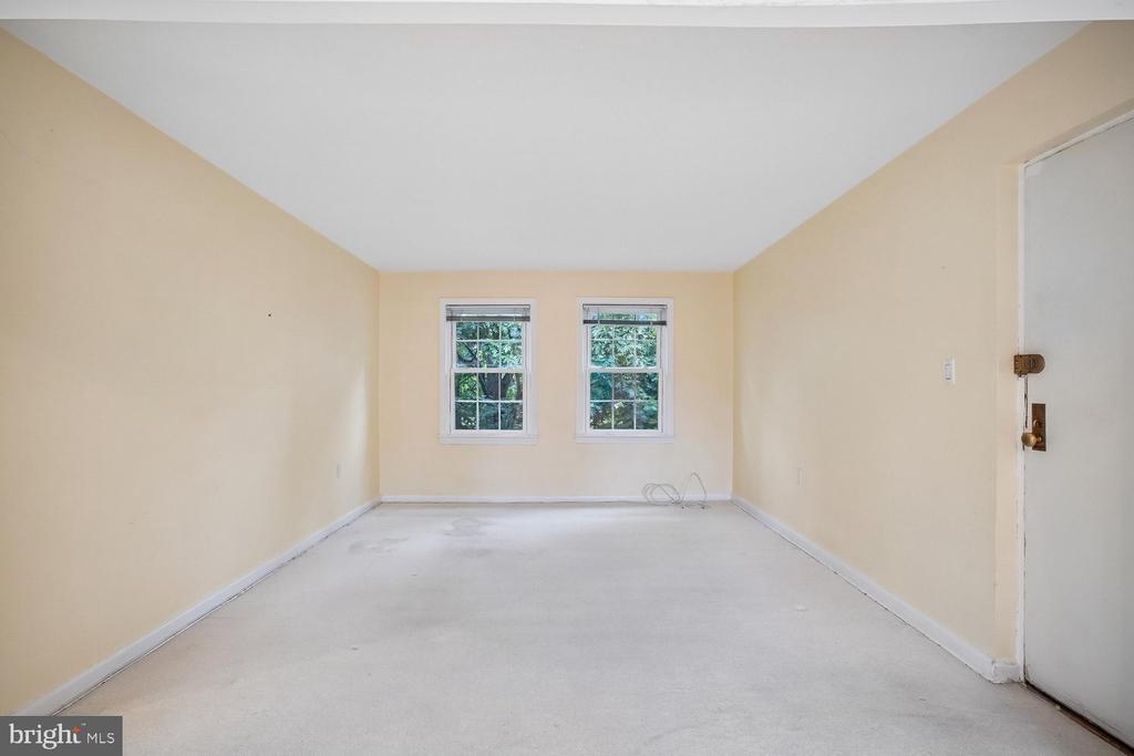 6540 10TH STREET Unit: B2