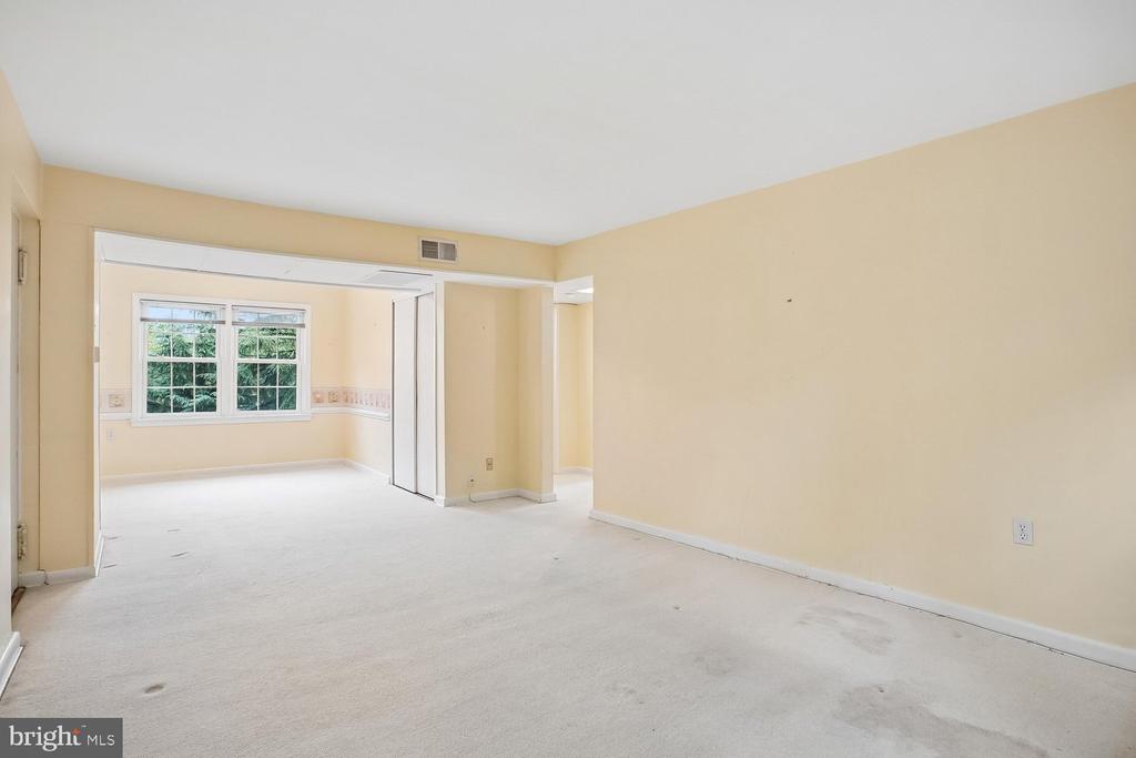 6540 10TH STREET Unit: B2
