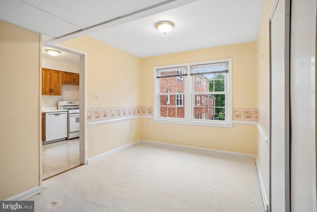 6540 10TH STREET Unit: B2