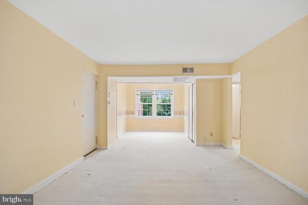 6540 10TH STREET Unit: B2