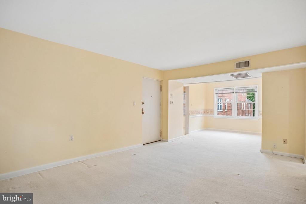 6540 10TH STREET Unit: B2