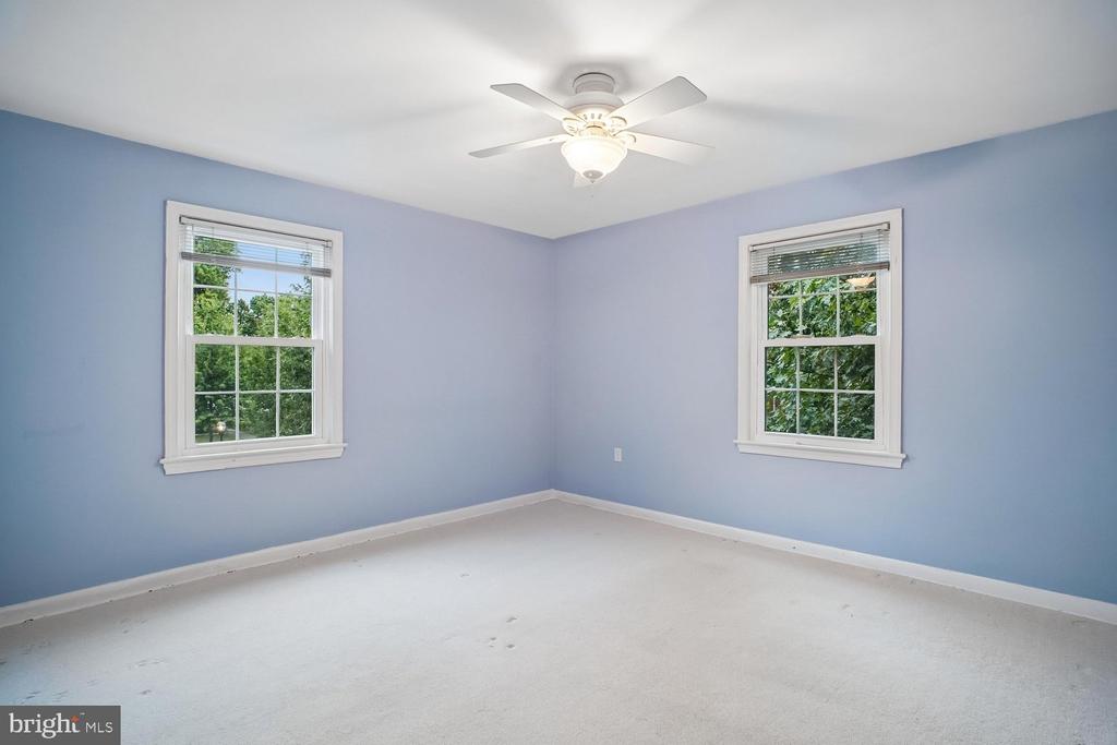 6540 10TH STREET Unit: B2