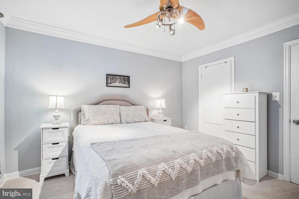 6626 E WAKEFIELD DRIVE E Unit: A1