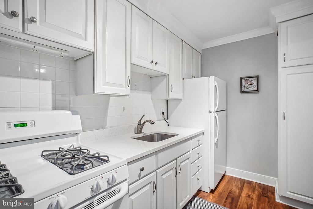 6626 E WAKEFIELD DRIVE E Unit: A1