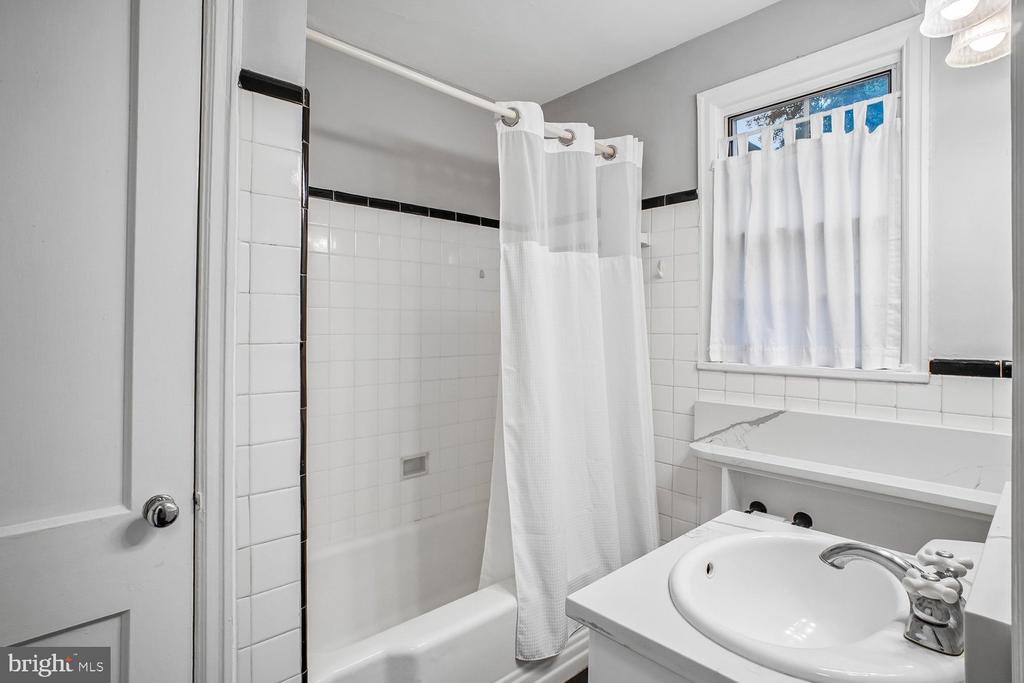 6626 E WAKEFIELD DRIVE E Unit: A1