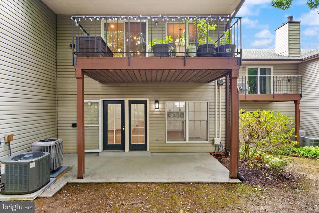 7256 GLEN HOLLOW COURT Unit: 2