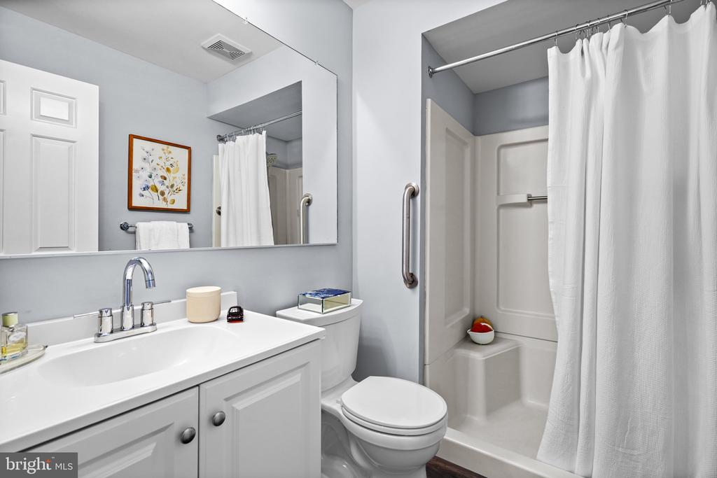 8616 SHADWELL DRIVE Unit: 72
