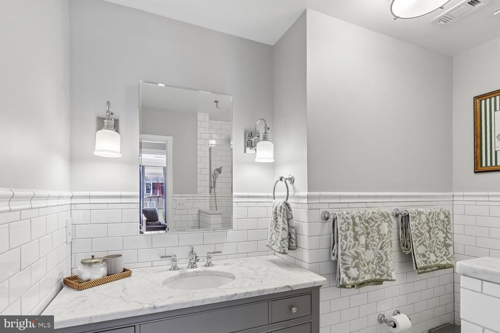 2323 HARLEYFORD COURT
