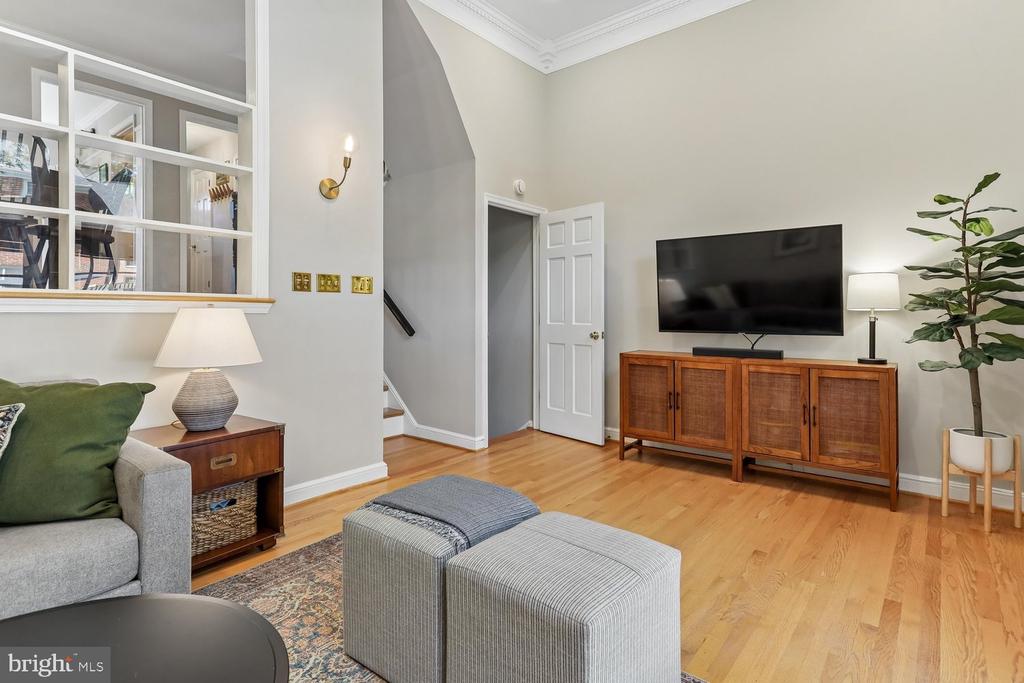 2323 HARLEYFORD COURT