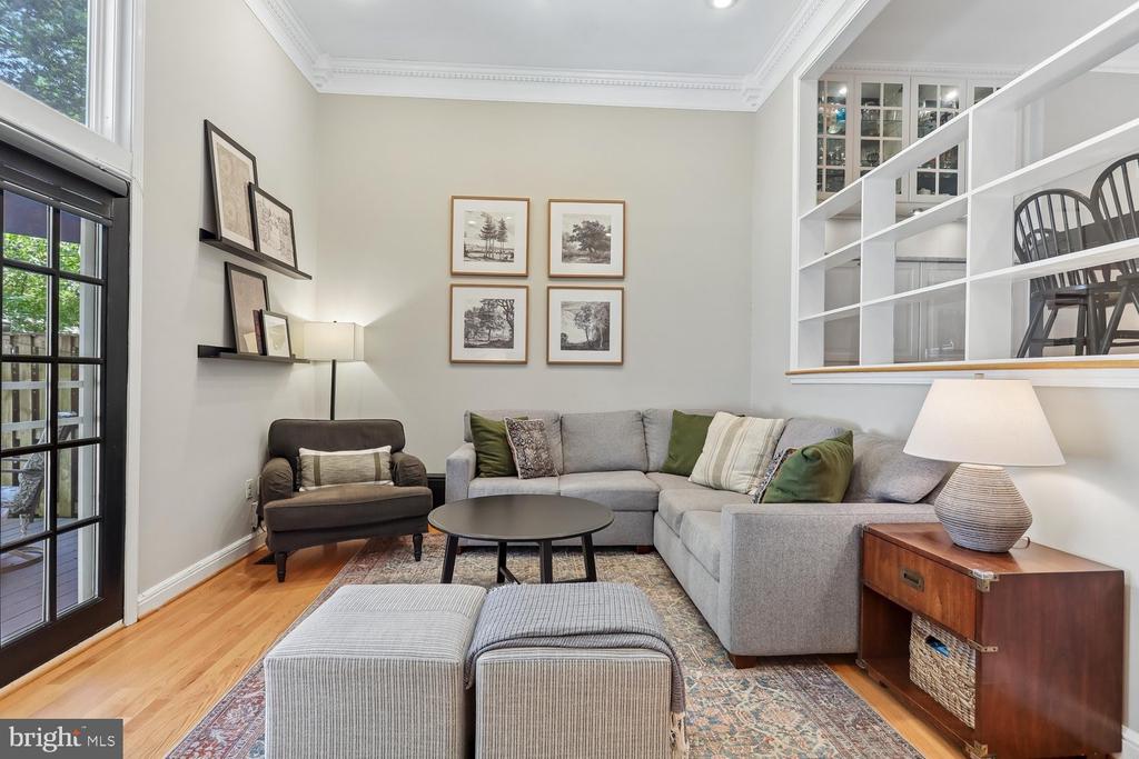2323 HARLEYFORD COURT