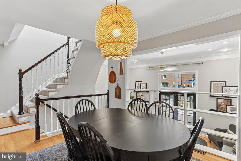2323 HARLEYFORD COURT