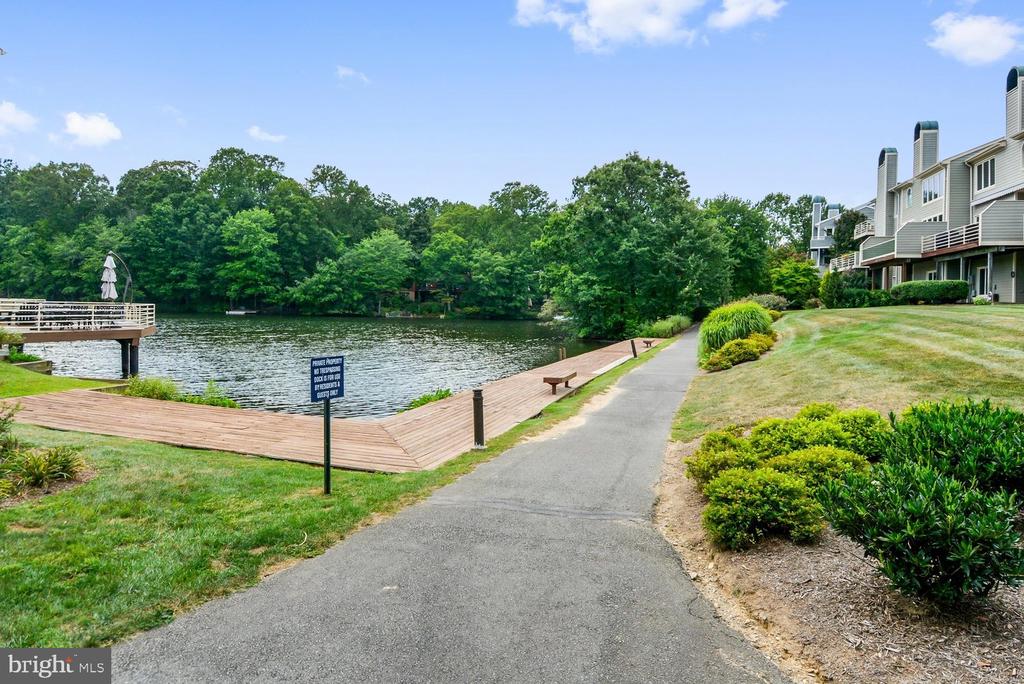 2323 HARLEYFORD COURT