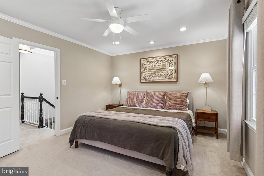 2323 HARLEYFORD COURT