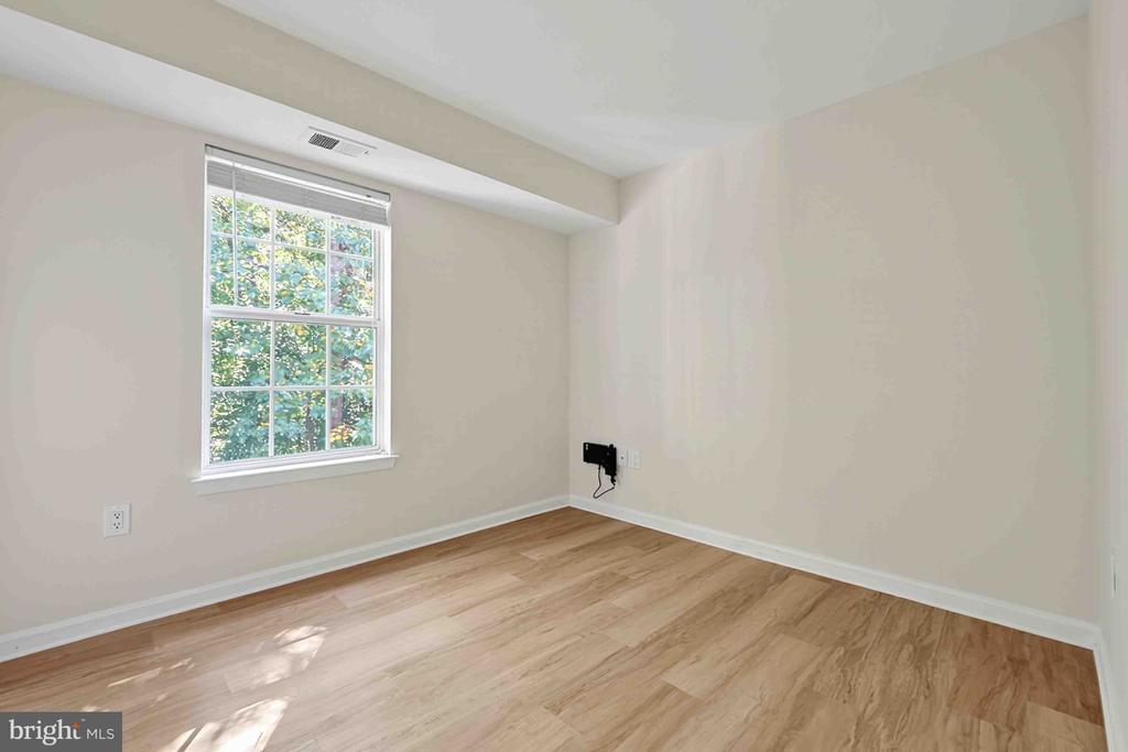 5704 SHADWELL COURT Unit: 95