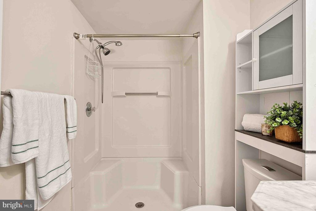 5704 SHADWELL COURT Unit: 95