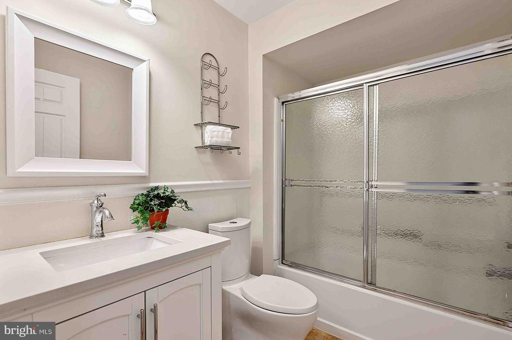 5704 SHADWELL COURT Unit: 95