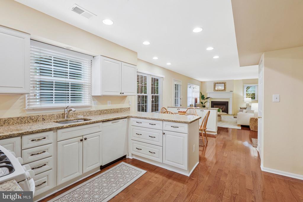 6215 GENTLE LANE