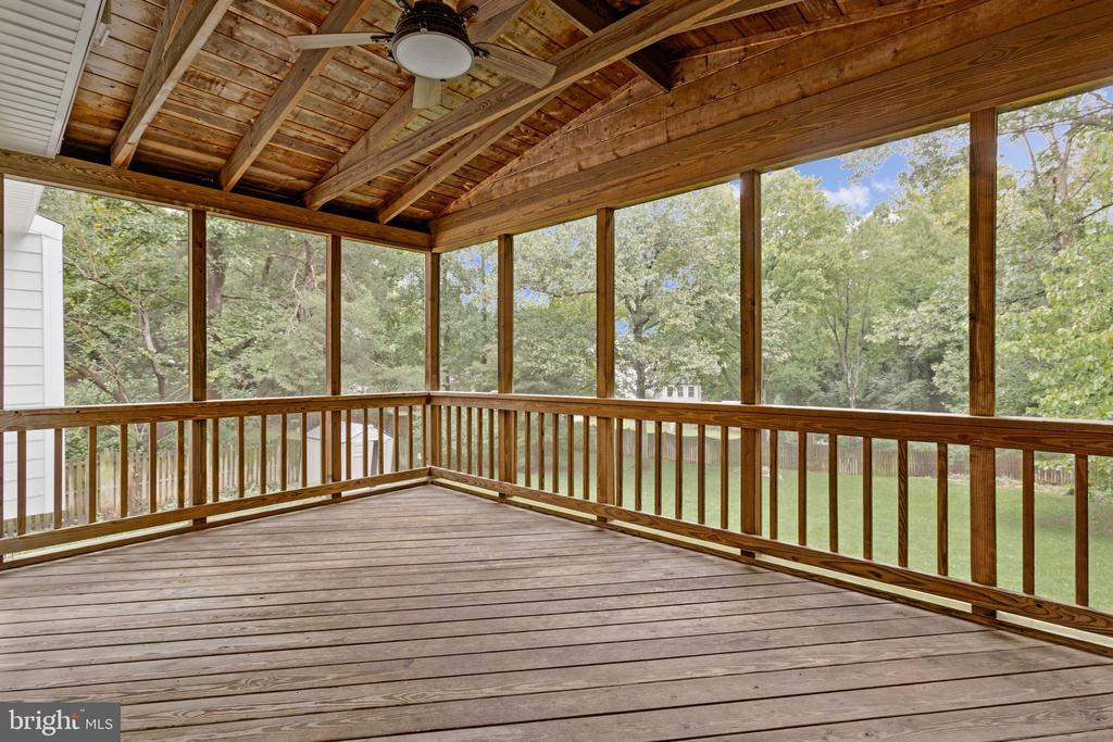 6215 GENTLE LANE