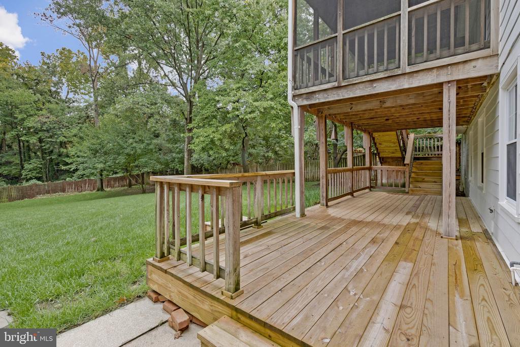 6215 GENTLE LANE