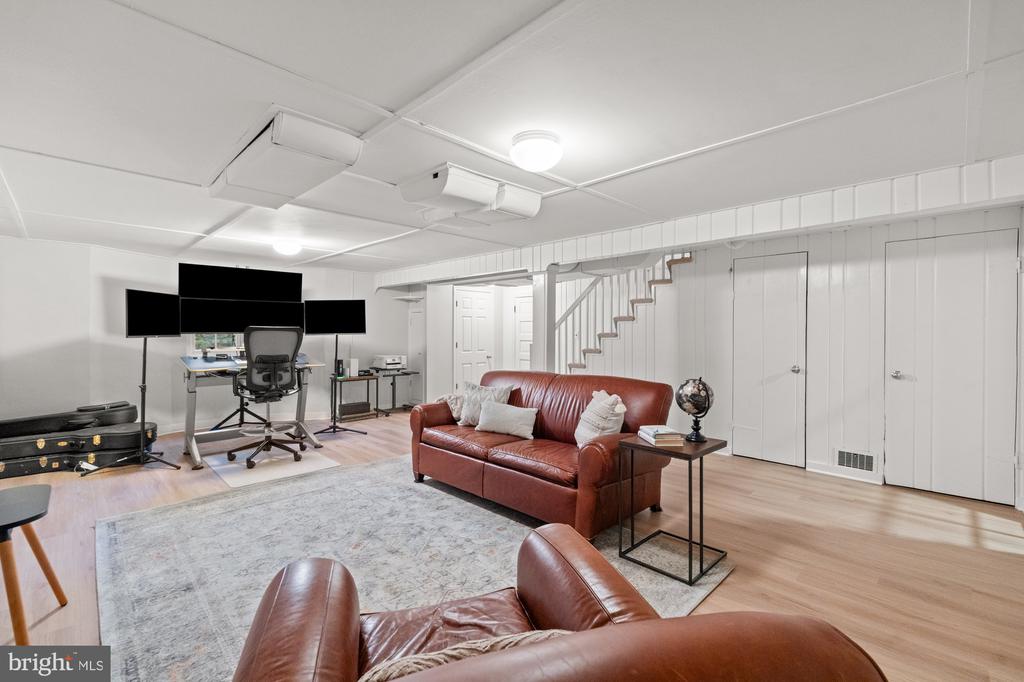 2109 FORESTHILL ROAD