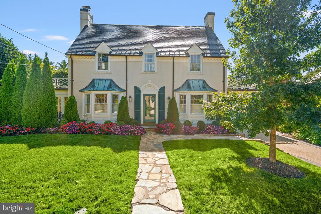 2109 FORESTHILL ROAD