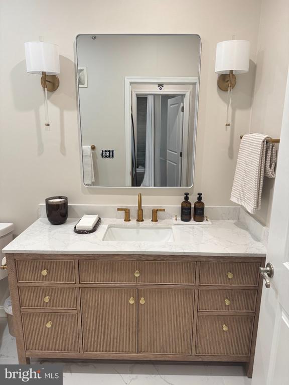 2665 PROSPERITY AVENUE Unit: 421