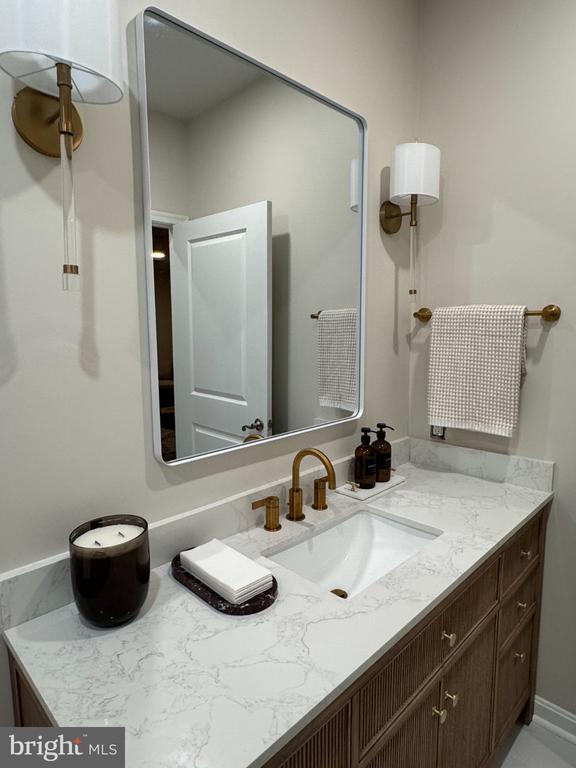 2665 PROSPERITY AVENUE Unit: 421