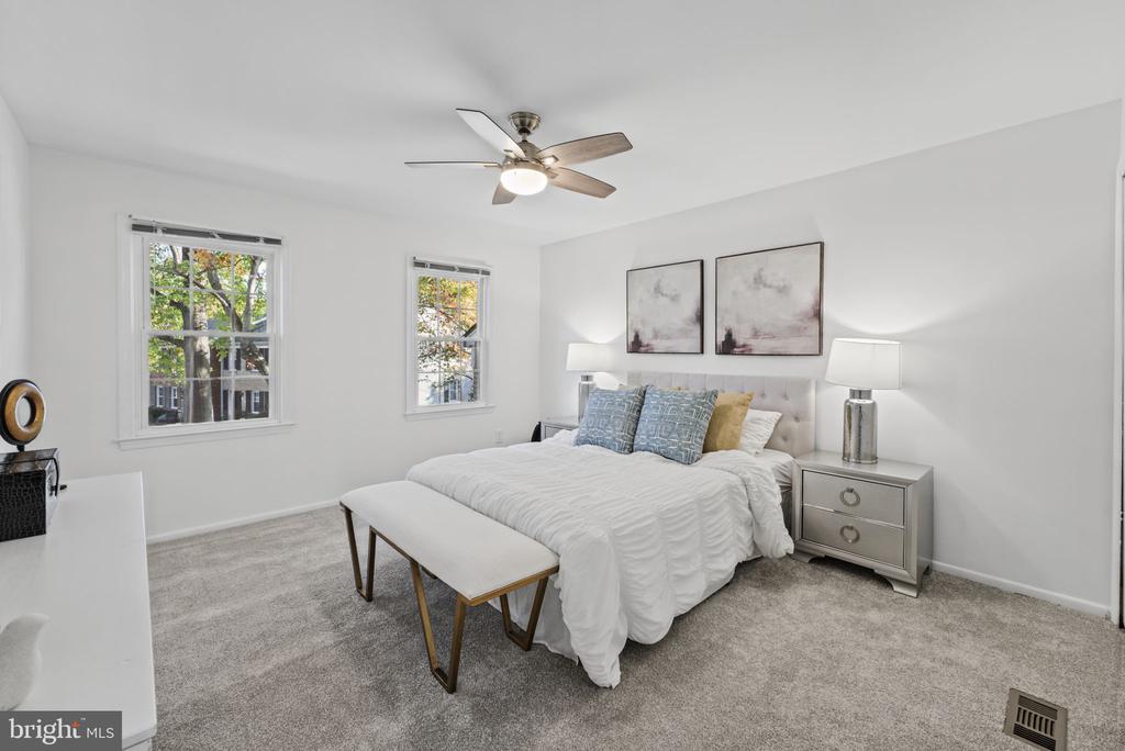 5517 HESTON COURT